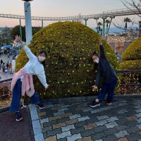 大阪の枚方パークにて記念撮影です。